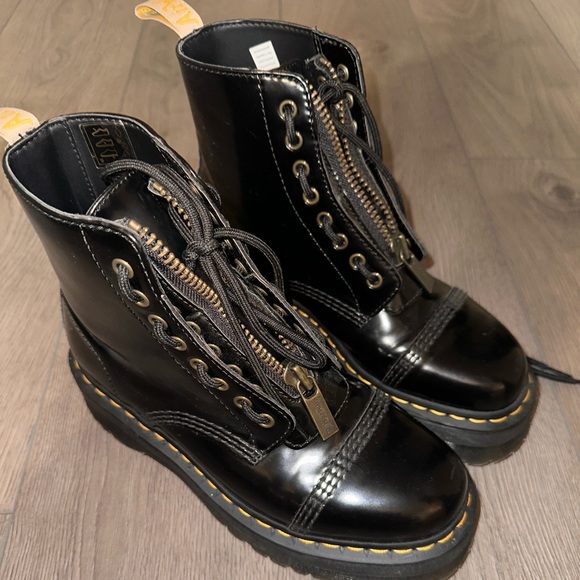 Dr Martens Boots Plateau - Picture 2 of 3